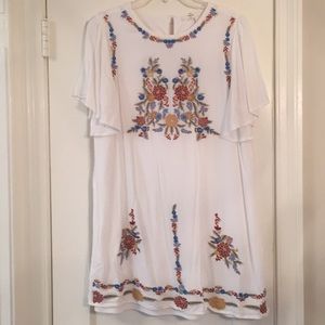 Anthro BOHO ENTRO Dress Flutter Slv Embroidery L,